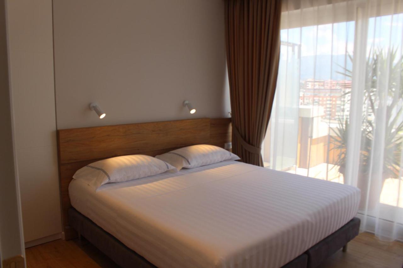 Lägenhet Terrace Apartments, Near The Park Tirana