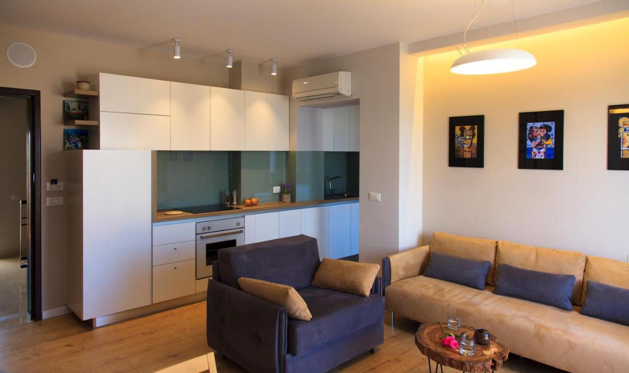 Terrace Apartments, Near The Park * Tirana